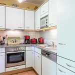 Sv Uns Huesung Whg 10 דירה